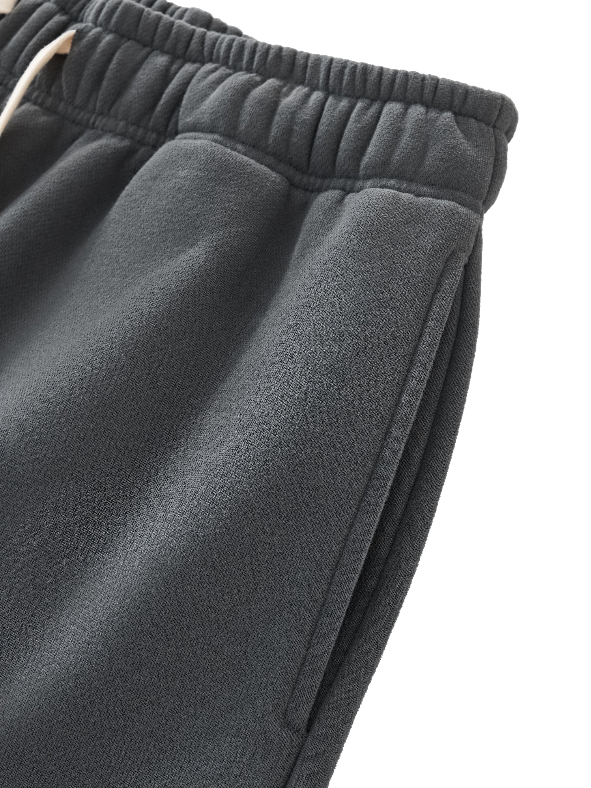 Trendz Relaxed Drawstring Three-quarter Sweatpants