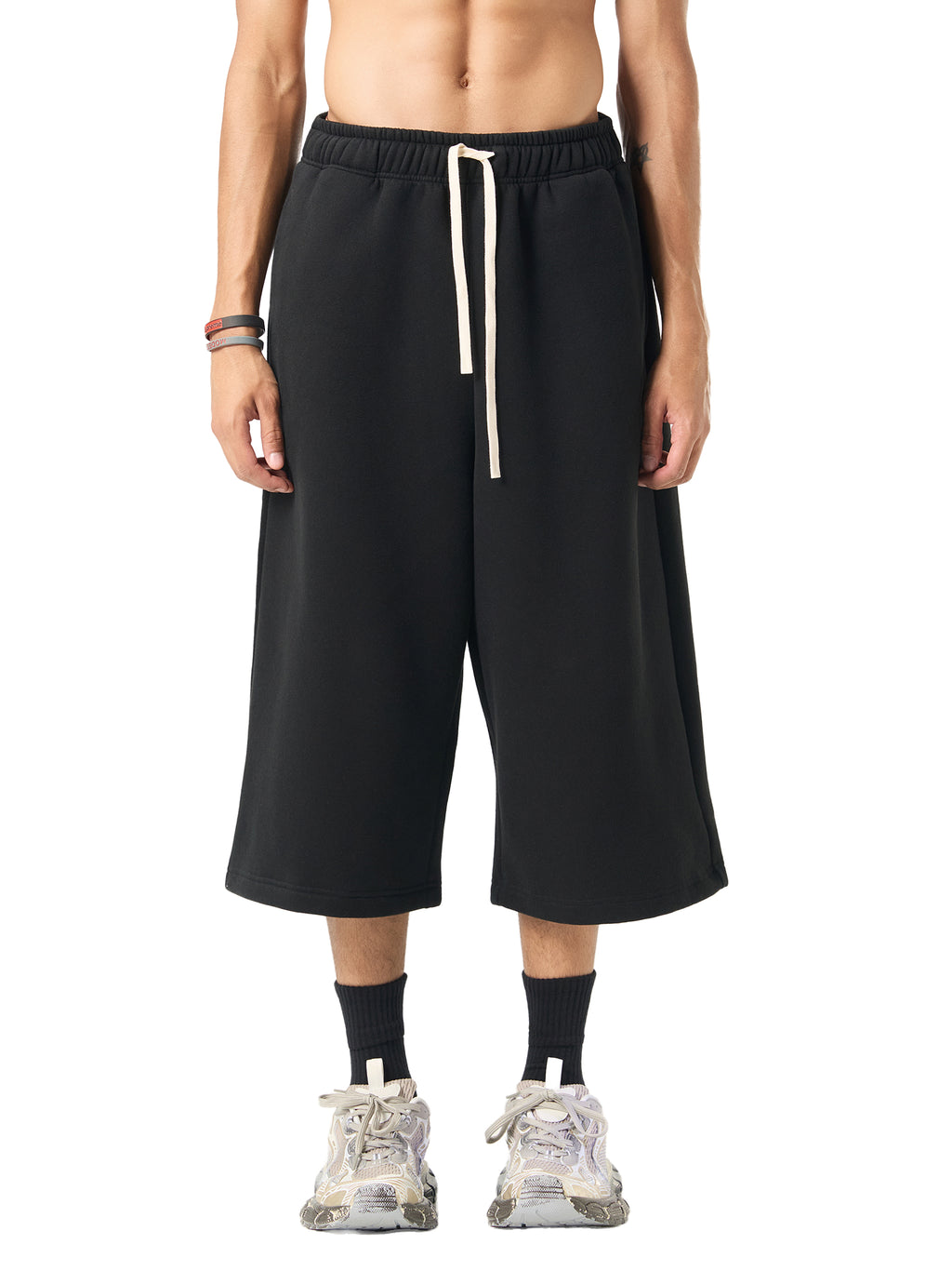 Trendz Relaxed Drawstring Three-quarter Sweatpants