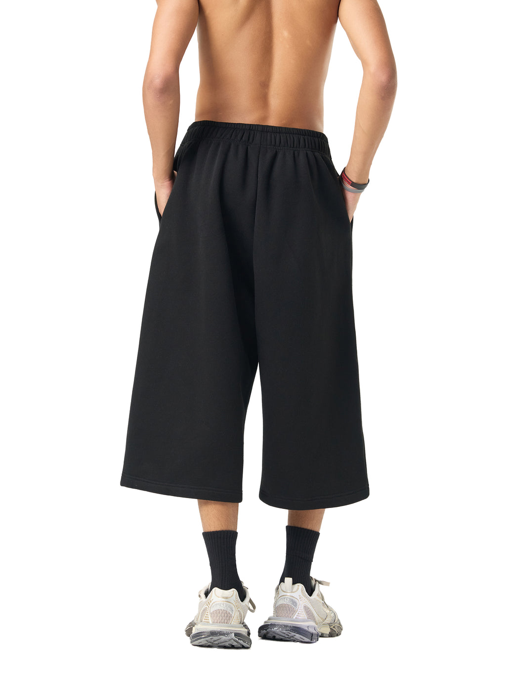 Trendz Relaxed Drawstring Three-quarter Sweatpants